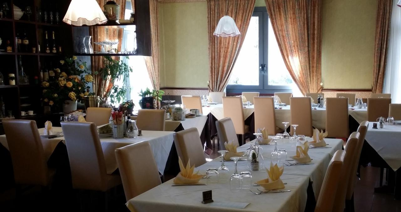 Albergo Sapori Tole Luaran gambar